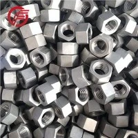 Adakah terdapat gred skru titanium yang berbeza?