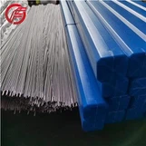 Bagaimanakah Titanium bertindak balas dengan oksigen?